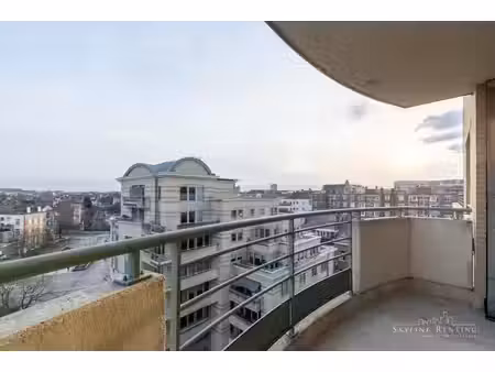 lumineux - appartement 2 chambres (quartier européen)