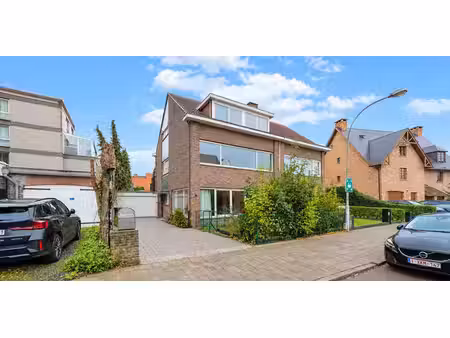 immeuble d'appartements à vendre à brasschaat pour € 495.000 avec 4 chambres à coucher