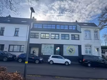 immeuble d'investissement ±800 m² avec commerce & appartemen