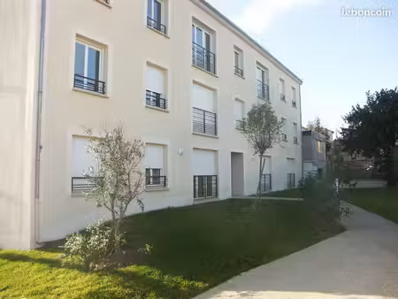 2 pièces à vitry
