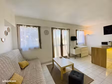 studio meublé coeur juan les pins