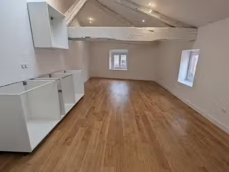 appartement t3 dans le centre