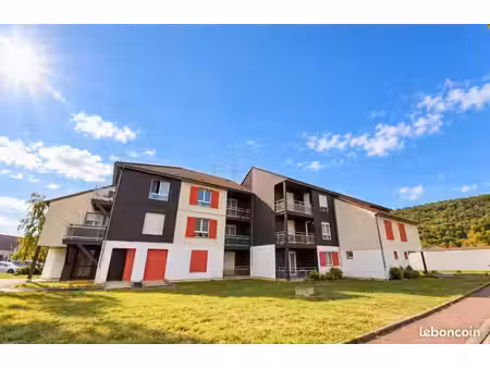 appartement 3 pièces 80 m²