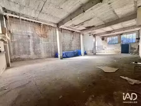 location hangar 1 200 m²