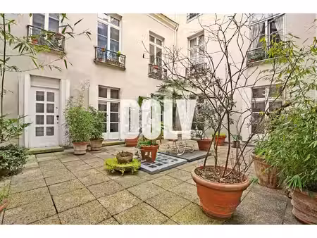 doly - 3 pièces - calme et lumineux - acces exterieur - 75002 paris