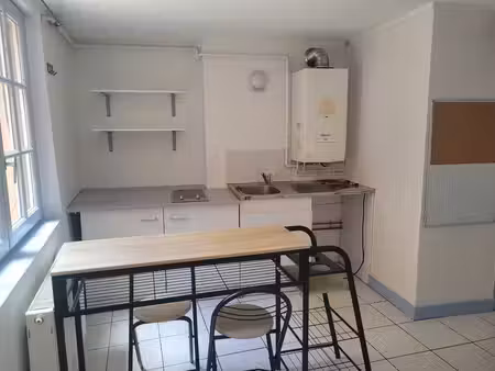 t1 - 51 rue aux fevres - chalon sur saone