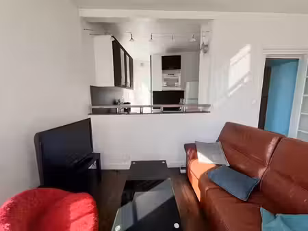 location appartement 3 pièces 54 m² à colombes (92700)  1 460 €