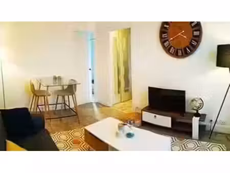 location meublée appartement 2 pièces 33 m² à colombes (92700)  1 063 €