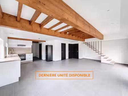 grand duplex - 3 chambres - emplacements interieur/exterieur