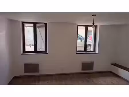 location meublée appartement 2 pièces 40 m² à melun (77000)  920 €
