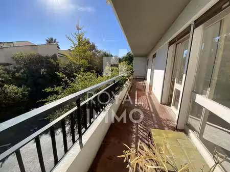 appartement t4 avec terrasse