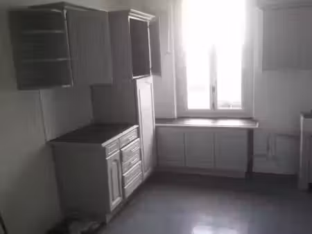 location meublée appartement 1 pièce 42 m² à venissieux (69200)  535 €