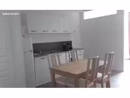 location parking 35 m² à mantes-la-jolie (78200)  798 €