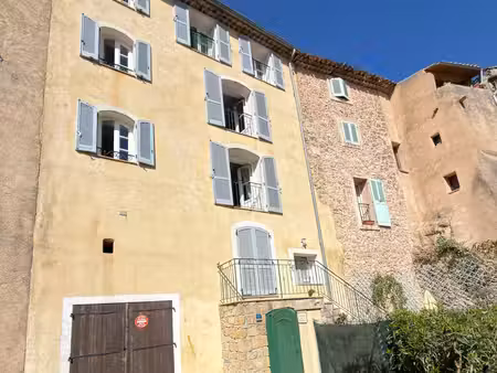 villecroze – maison de village de 224 5 m² avec 4 appartements indépendants