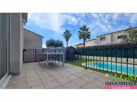 aigues mortes - secteur nord-ouest  terrasse & piscine