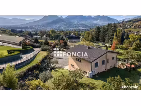 maison de 146 m² à saint-alban-leysse  vue sur belledonne et la chartreuse