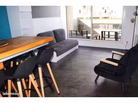 loue t2 avec vue sur la mer - balcon 10m2 - les minimes 17000 la rochelle - avec bail mobi