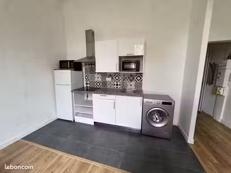 studio meublé 29m2