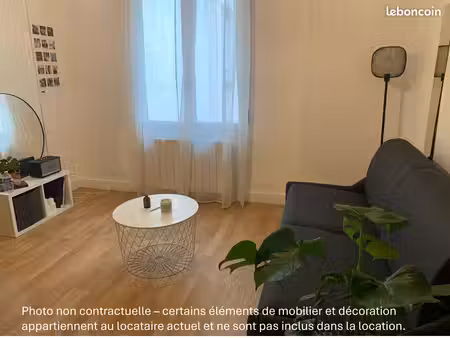 paris 10e – studio meublé avec mezzanine  30 m² au sol – belleville/goncourt