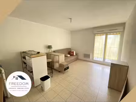 studio 1 pièce 25 m²