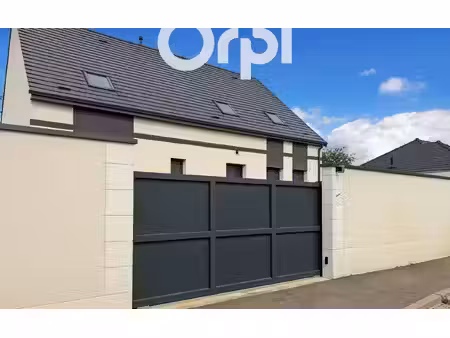 maison bailleul-le-soc 130 m² t-6 à vendre  278 000 €