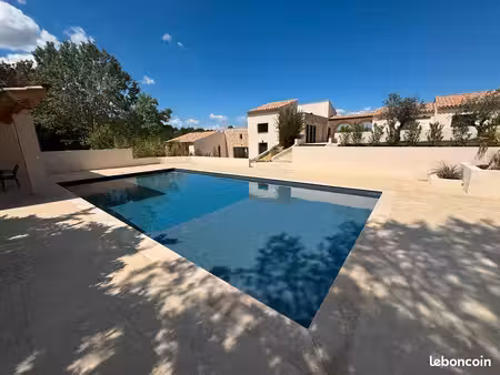 propriété de standing  idéal 2 familles – 302 m² – 3 habitations – terrain 4 000 m² avec p