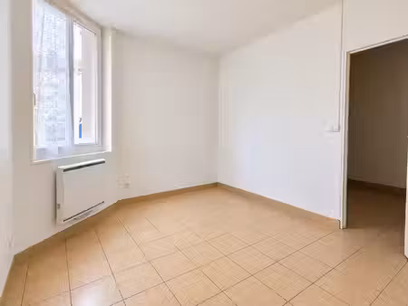 secteur massilon appartement t2 de 32 m2