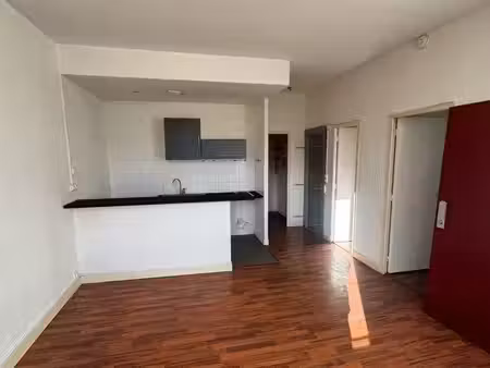 appartement t2 13006