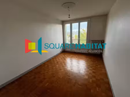 nevers - spacieux t4 avec balcon