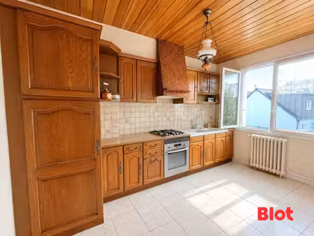 saint-nazaire – mairie  proche mer | maison de 110 m²  trois chambres et un bureau  jardin