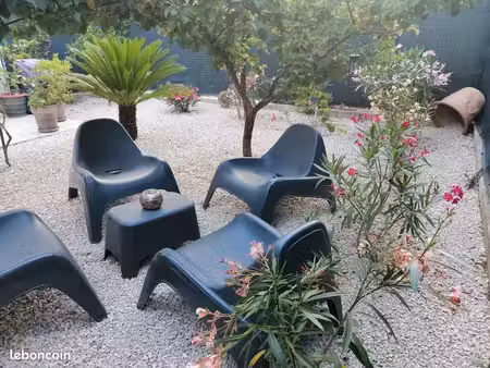 joli appartement avec un jardin de 50 m2