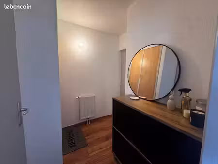 à louer – appartement t2 de 55 m² avec parking – vesoul