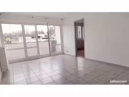 t2 rez de chaussée vesoul chauffage compris