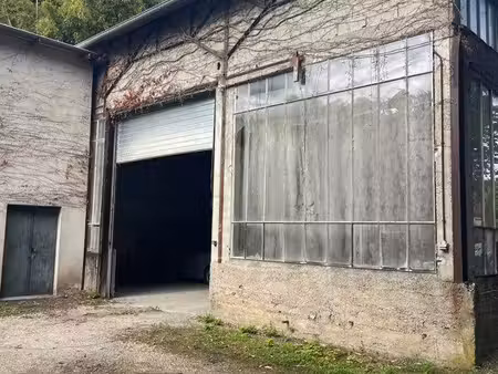 grand hangar