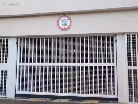 garage