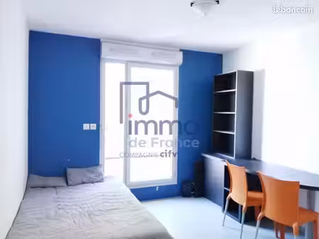 studio 1 pièce 18 m²