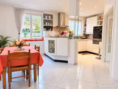 appartement 3 pièces 87 m²