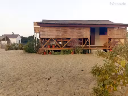 terrain 2500 m2 avec 2 bungalows à saint augustin / madagascar