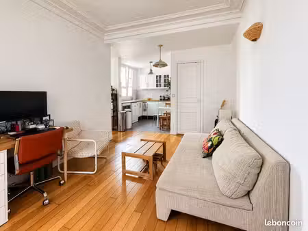 appartement 2 pièces 45m2 au calme