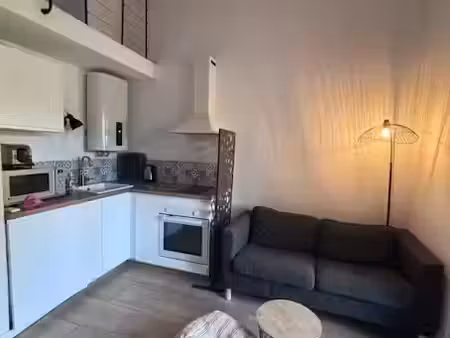 location meublée duplex 2 pièces 35.96 m² à sanary-sur-mer (83110)  750 €