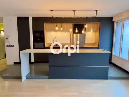 location appartement 3 pièces 70.15 m² à lille (59000)  1 300 €