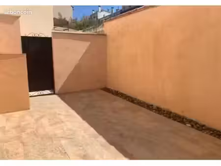 t2 avec terrasse exceptionnelle- toulon