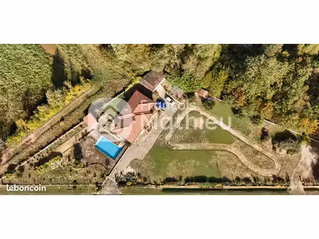 maison 4 pièces 122 m²