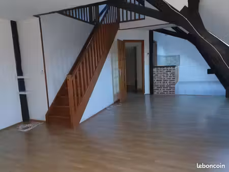 appartement 3 pièces à vendre sur saint quentin  quartier remicourt en tbe