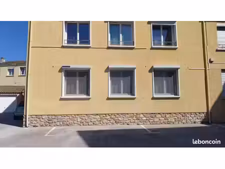 t4 100m² six-fours centre-ville