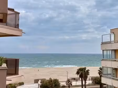 appartement deux pièces vue mer parking