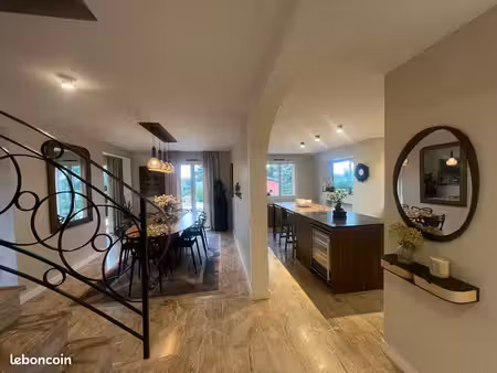 maison rénovée aux portes de lyon – 155 m² + véranda + sous-sol de 100 m²