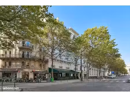 bureaux 102 m²