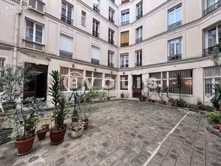 bureau 123 m²