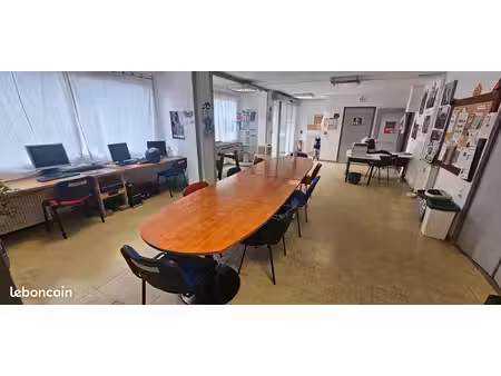murs commerciaux de 130 m² sur manosque : 115 000 euros